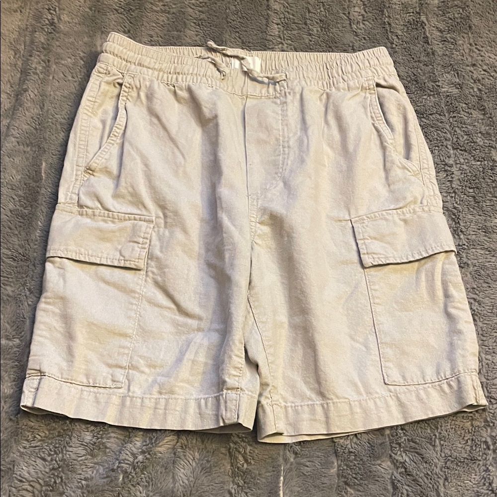 H&M Men's Beige Cargo Shorts